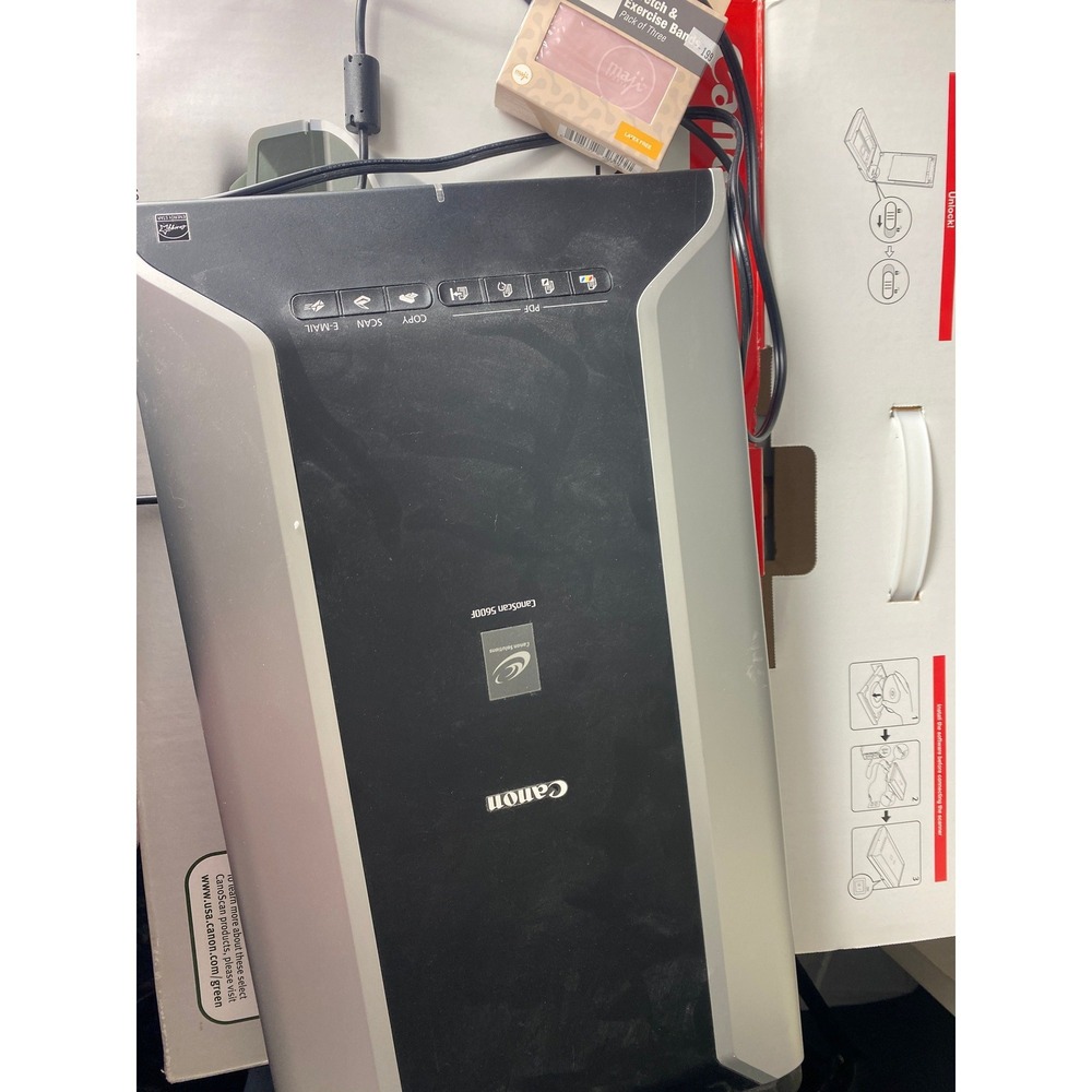 Canon CanoScan 5600F Flatbed Color Image Scanner 4800 DPI Film Scan USB‎